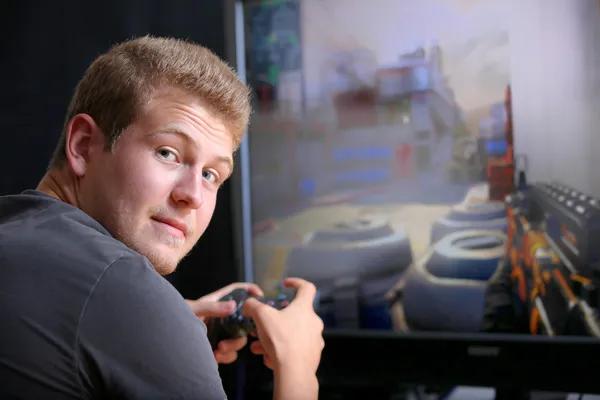 Improve Reaction and Control with PUBG Recoil No Script